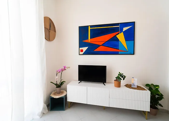 Luminoso Vicino Alle Cinque Terre Специя