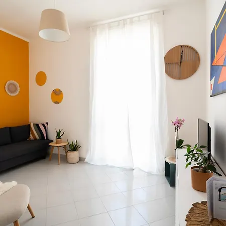 Luminoso Vicino Alle Cinque Terre